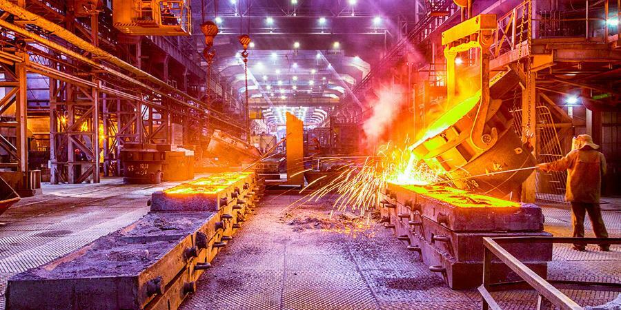 Защита от брызг и теплового изулчения до +2000°C.